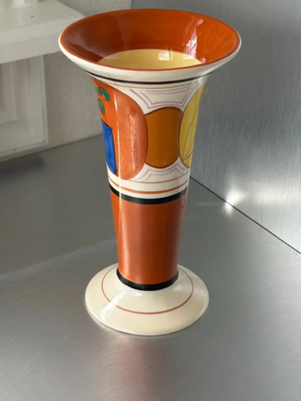 Art Deco-style vase - Clarice Cliff Melon Pattern - MMA